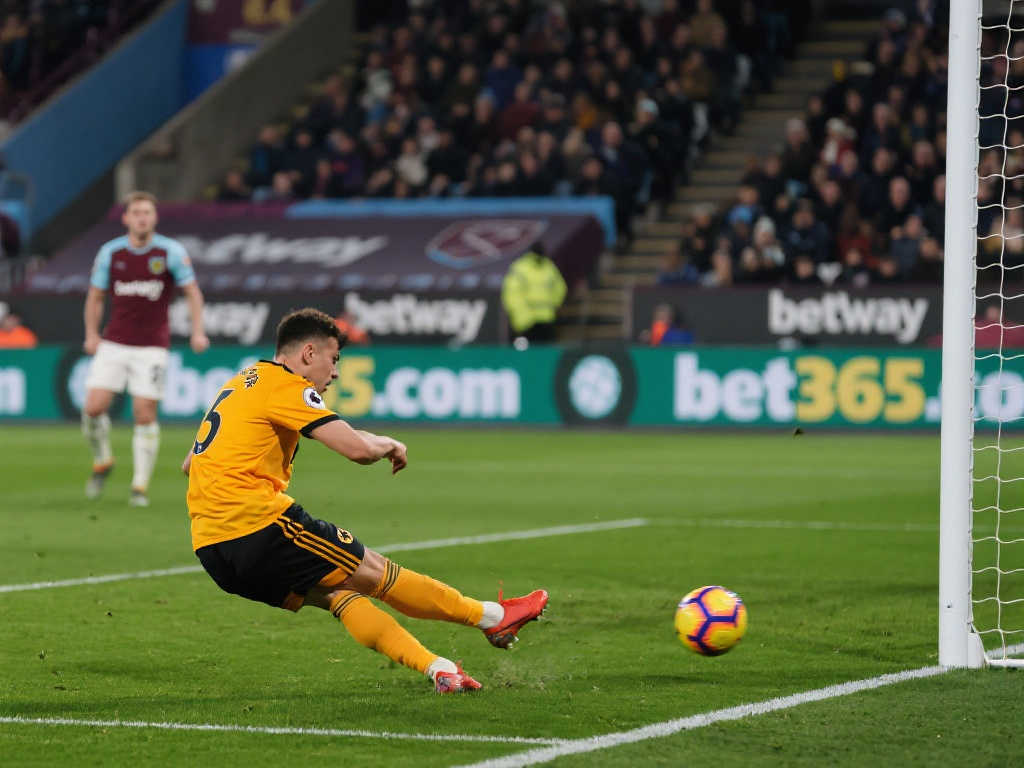 英超赛场：点球决胜的关键作用